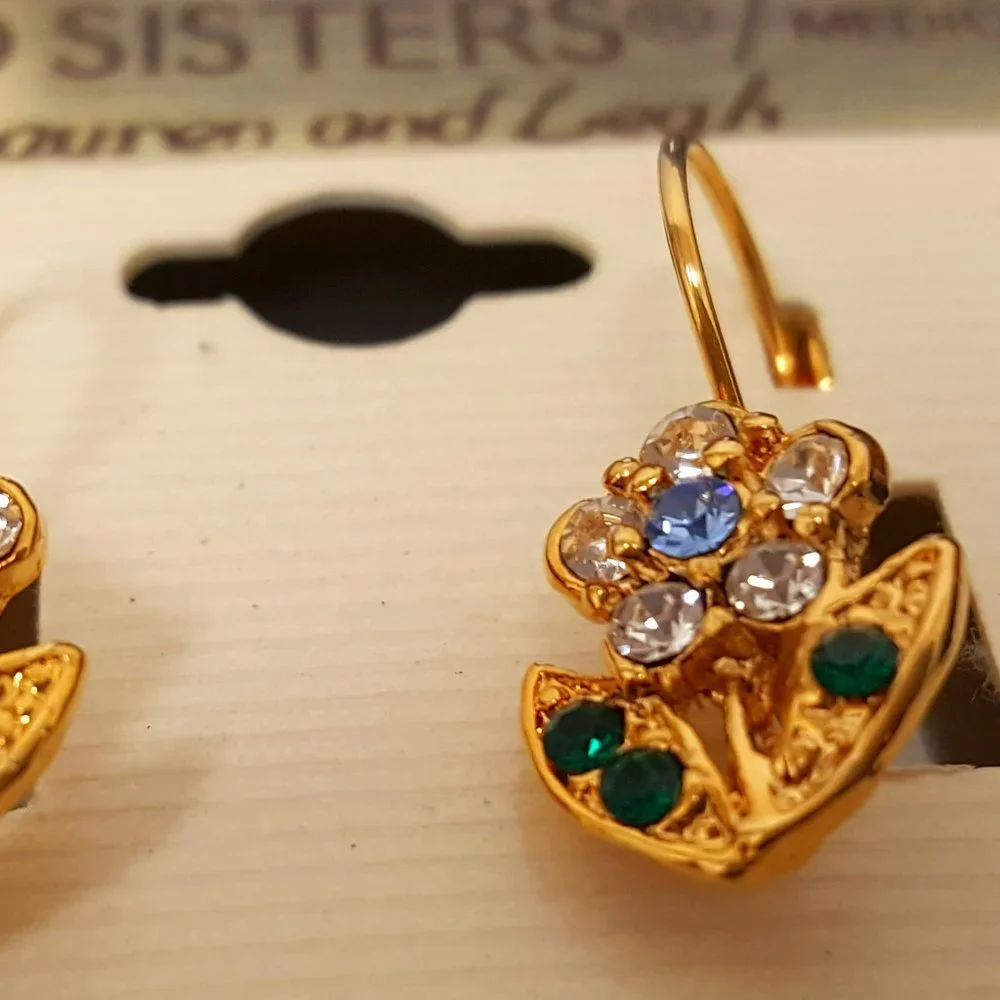NWT TWO SISTERS Lauren and Leah Rhinestone Flower EURO Pierced Earrings